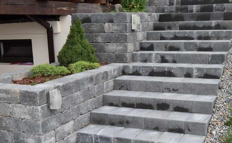 Palisad bloc antic