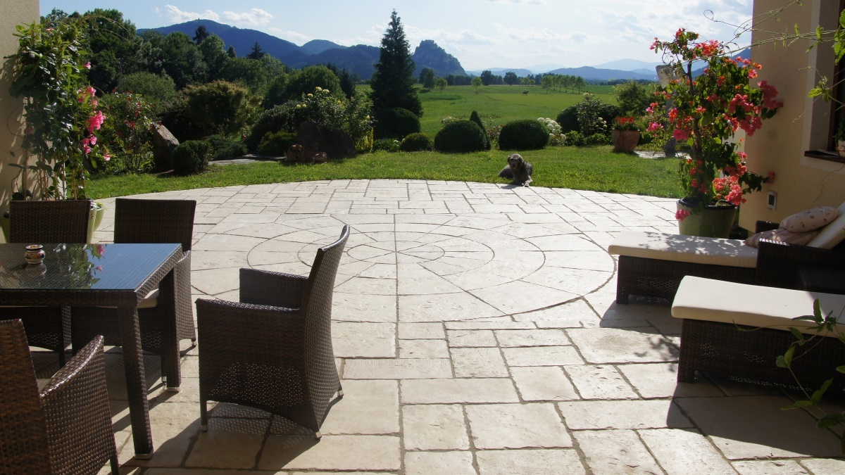 Bradstone Old Town - imagine 2
